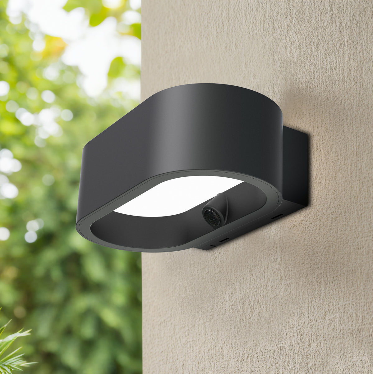 Radcliffe Up and Down Solar wall light