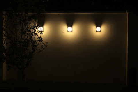 Thames Solar Wall Light